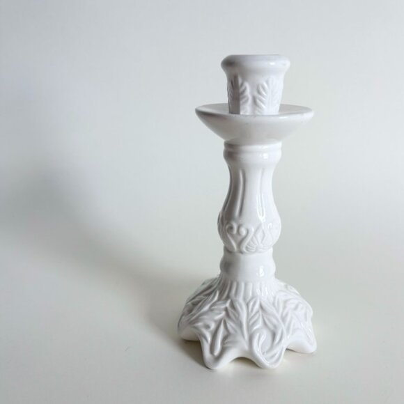 Other - Vintage White Ceramic Leaf Pattern Candle Holder – Elegant Decorative Accent